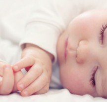 Запись вебинара Как приучить ребенка к кроватке?